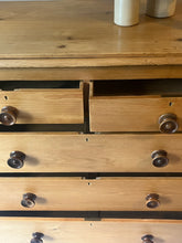 Load image into Gallery viewer, Pine Chest of Drawers.
