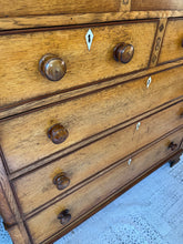 Load image into Gallery viewer, Golden Oak Chest of Drawers.
