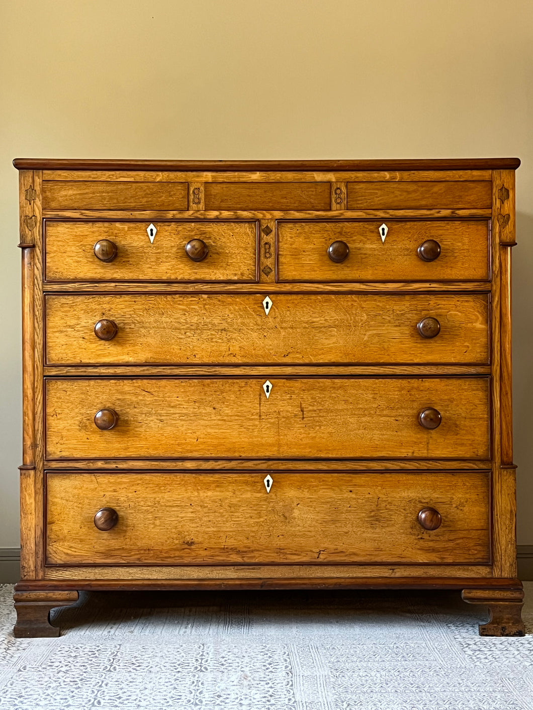 Golden Oak Chest of Drawers.