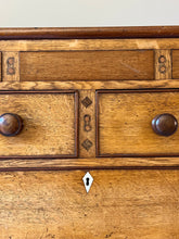 Load image into Gallery viewer, Golden Oak Chest of Drawers.
