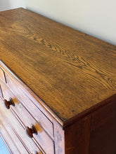 Load image into Gallery viewer, Golden Oak Chest of Drawers.
