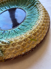 Load image into Gallery viewer, Majolica Bread Plate
