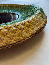 Load image into Gallery viewer, Majolica Bread Plate
