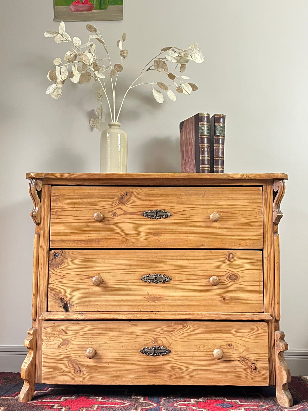 Continental Pine Chest of Drawers.